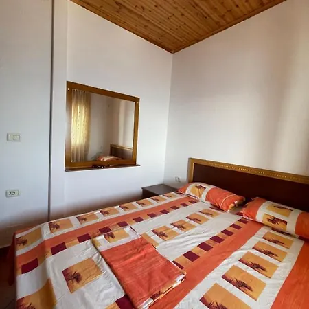 Hs Apartment *